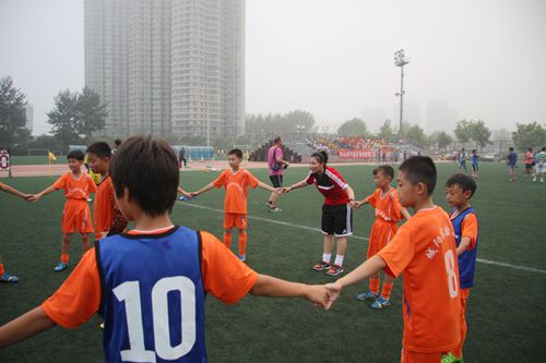九游体育- 色当俱乐部成立残疾人足球队，传递体育正能量
